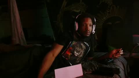 Snapshot of xxxjrstrokesxxx chatting on February 26, 1:43 pm xxxjrstrokesxxx online show from February 26, 1:43 pm