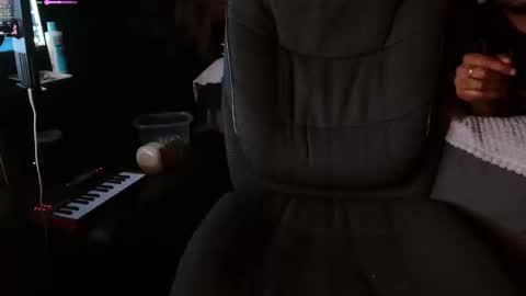 Snapshot of xxxjrstrokesxxx chatting on March 1, 1:53 am xxxjrstrokesxxx online show from March 1, 1:53 am