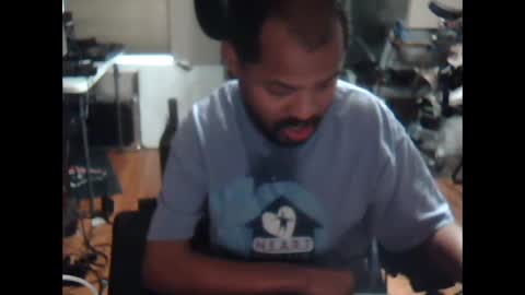 Snapshot of xxxonwheelz chatting on September 15, 10:00 pm xxxonwheelz online show from September 15, 10:00 pm