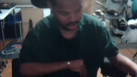 xxxonwheelz online show from January 17, 2:21 am