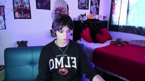 xzerox_ online show from February 11, 7:50 pm