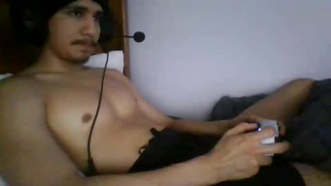 y640 online show from March 11, 6:00 pm