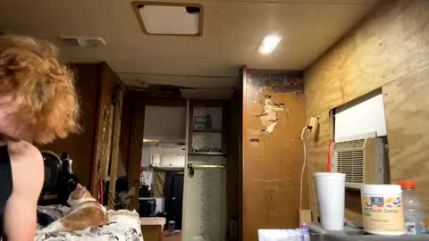 Yaboipdot online show from April 17, 6:16 am