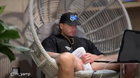 yamp sambrano online show from April 25, 4:03 am