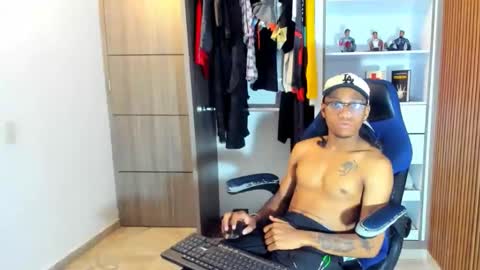 yandi_hot online show from March 19, 4:18 am