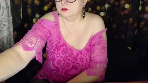 Anika online show from January 8, 4:13 pm