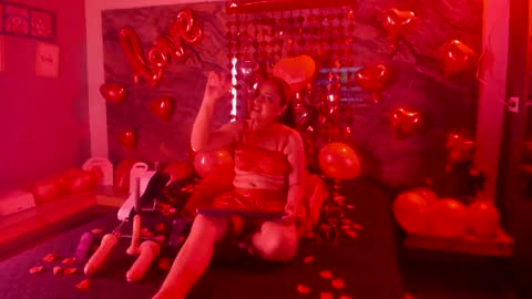 yaya____ online show from February 15, 4:58 am