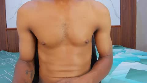 yayi_and_derek online show from July 2, 11:15 am