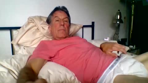 yeah_baby6988 online show from June 3, 4:56 pm