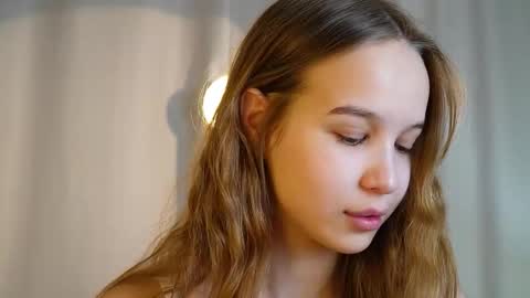 Kate online show from February 18, 6:30 pm