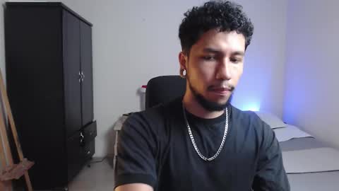 yeff online show from December 18, 12:50 am