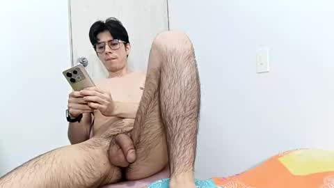 Yeffiehung online show from May 29, 11:08 am