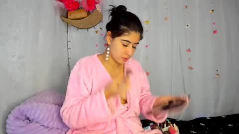 YELINA online show from October 13, 6:10 pm