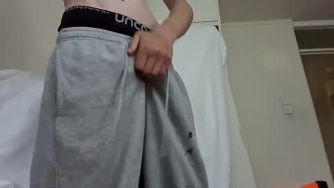 yella25 online show from June 11, 7:56 pm