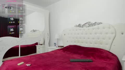 yennefer13 online show from January 22, 8:38 pm