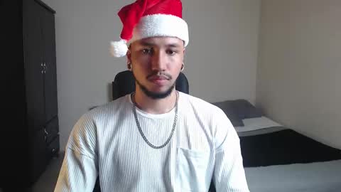 Yeff ind. model  online show from December 3, 1:37 am