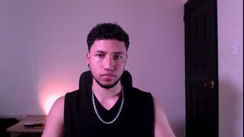 Yeff ind. model  online show from January 28, 7:00 pm