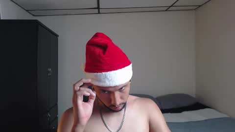 Yeff ind. model  online show from December 4, 1:49 am