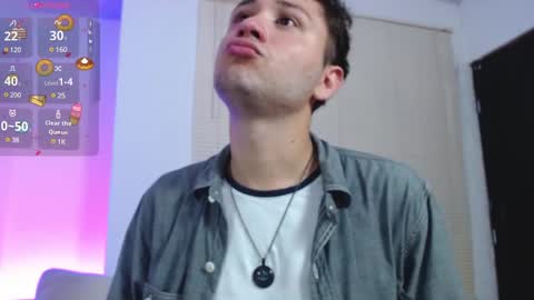 Yero online show from December 5, 10:06 pm