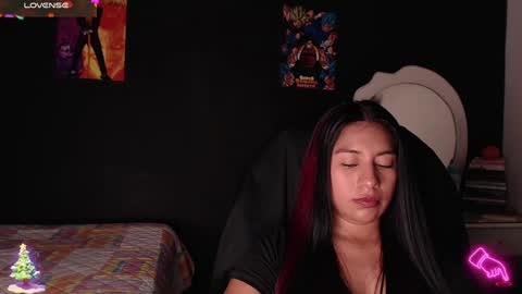 Yesi online show from December 4, 6:00 pm