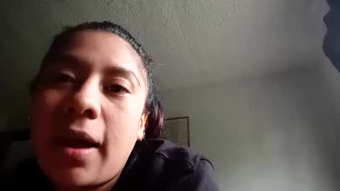 Yesi online show from March 4, 7:54 pm