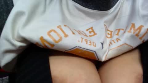 yesie_hot2 online show from March 14, 1:53 am