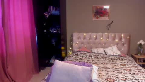 Sofie online show from February 1, 8:22 am