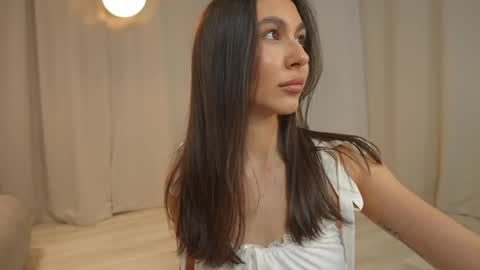 Amy online show from April 5, 2:14 pm