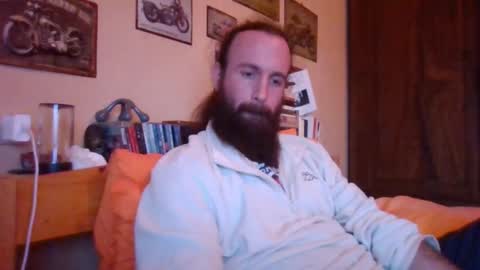 yeti_92 online show from October 16, 4:17 pm