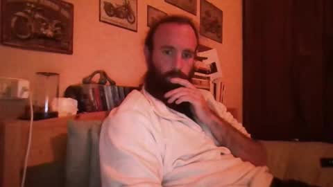 yeti_92 online show from October 20, 4:45 pm