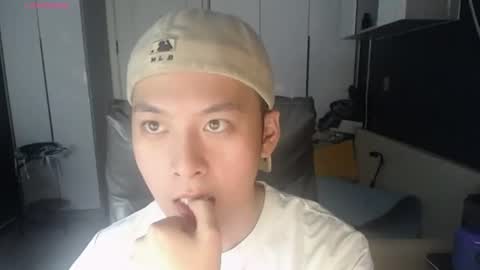 yichen009 online show from July 22, 7:38 pm