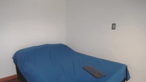 tulipan online show from November 7, 4:20 pm