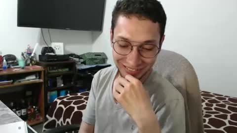 yinmao08 online show from March 8, 10:14 pm