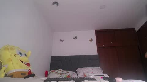 Yiny online show from October 4, 8:45 am