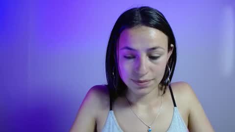 yisle online show from March 6, 6:29 pm