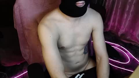 Darius online show from November 22, 5:22 pm