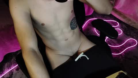 Darius online show from September 17, 7:39 pm