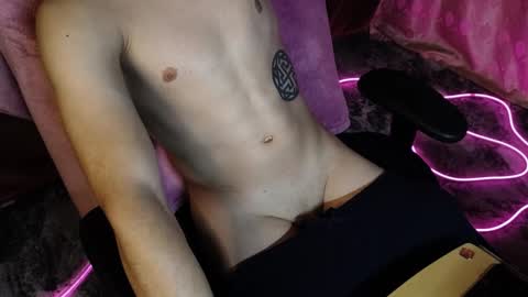 Darius online show from October 12, 6:54 pm