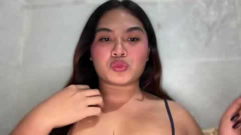 yllana love online show from February 8, 6:22 pm