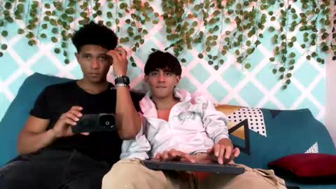 Snapshot of yoel_allan_hot88 chatting on October 4, 7:55 pm yoel_allan_hot88 online show from October 4, 7:55 pm