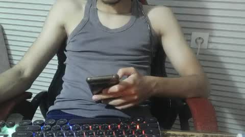 yojonass51 online show from June 28, 11:23 pm