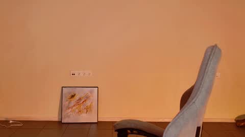 yoka_paradoxxx online show from February 20, 9:11 am