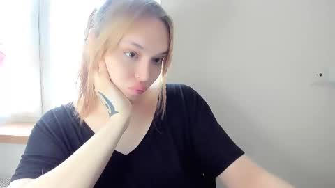 Snapshot of yomoyoo chatting on February 20, 1:19 pm yomoyoo online show from February 20, 1:19 pm