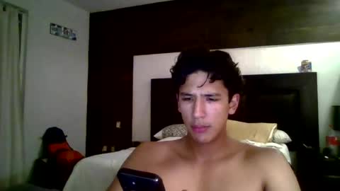 yongmodel00 online show from June 29, 3:14 am