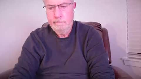 Colorado Guy Straight online show from March 5, 11:28 am