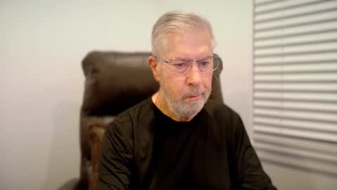 Colorado Guy Straight online show from November 16, 12:18 pm