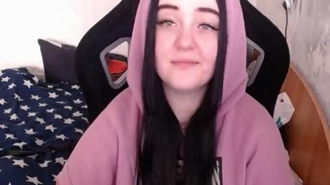 your_8a8y online show from March 11, 8:08 am