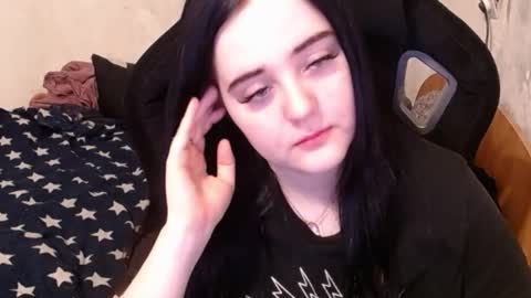 your_8a8y online show from March 12, 2:23 pm