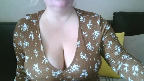 Maria Love online show from April 2, 6:54 am