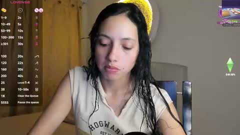 mia3 online show from August 4, 3:57 am